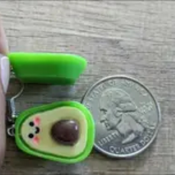 NWT Little Avocado Earrings - Picture 5 of 5